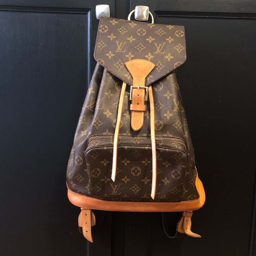 AUTHENTIC LOUIS VUITTON Montsouris GM Backpack